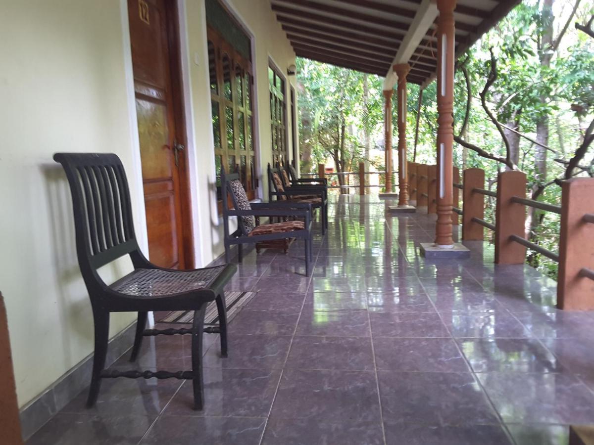 Sigiri Holiday Inn Inamaluwa Esterno foto
